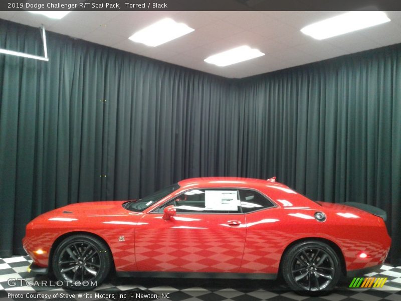 Torred / Black 2019 Dodge Challenger R/T Scat Pack