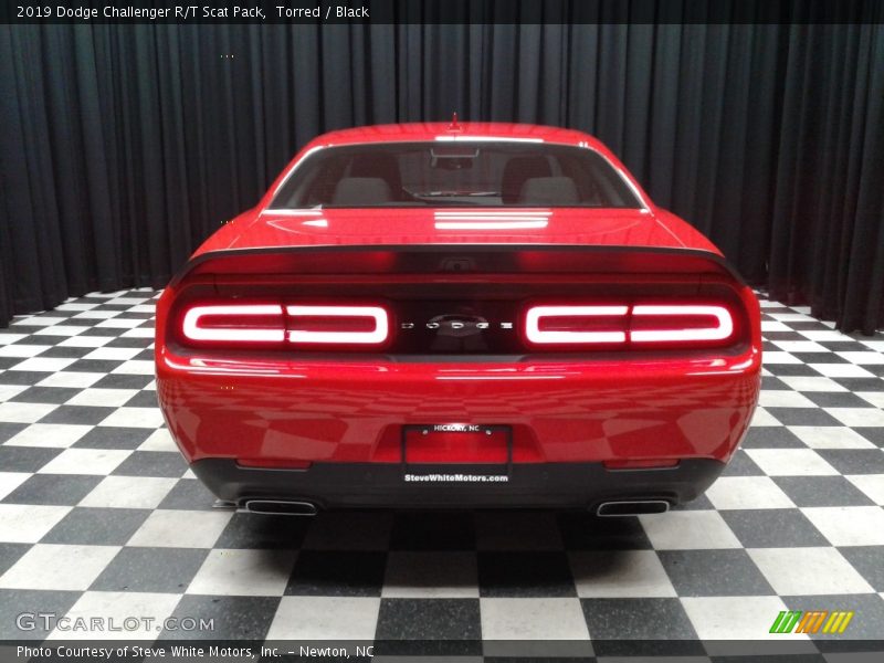 Torred / Black 2019 Dodge Challenger R/T Scat Pack