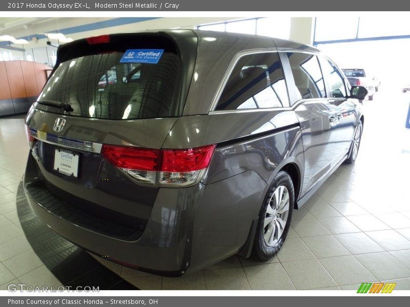 Modern Steel Metallic / Gray 2017 Honda Odyssey EX-L