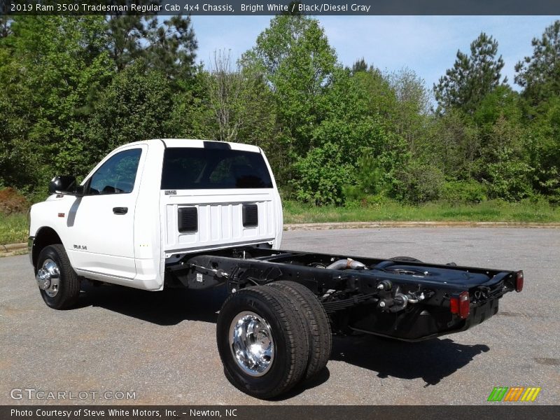 Bright White / Black/Diesel Gray 2019 Ram 3500 Tradesman Regular Cab 4x4 Chassis