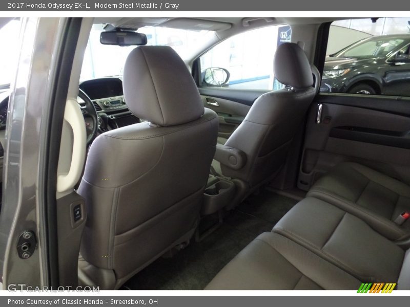 Modern Steel Metallic / Gray 2017 Honda Odyssey EX-L
