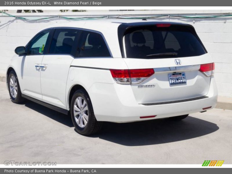 White Diamond Pearl / Beige 2016 Honda Odyssey EX-L