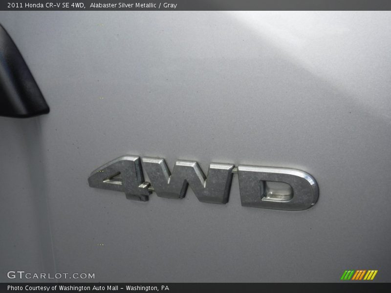 Alabaster Silver Metallic / Gray 2011 Honda CR-V SE 4WD
