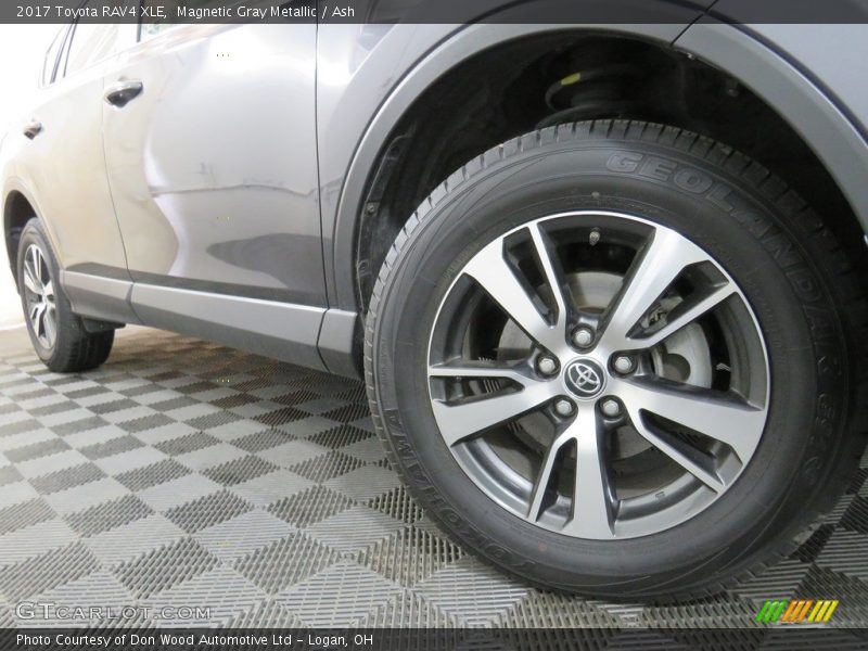 Magnetic Gray Metallic / Ash 2017 Toyota RAV4 XLE