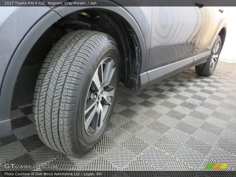 Magnetic Gray Metallic / Ash 2017 Toyota RAV4 XLE