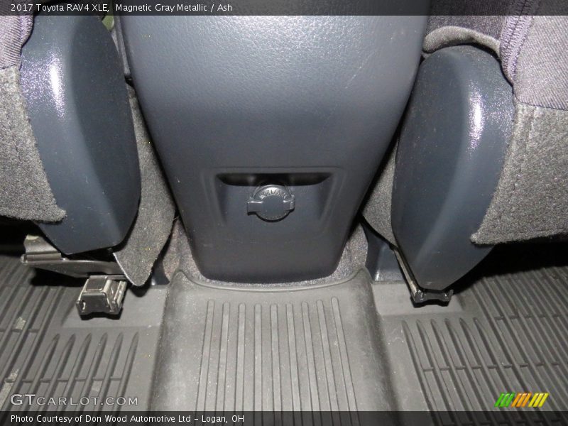 Magnetic Gray Metallic / Ash 2017 Toyota RAV4 XLE