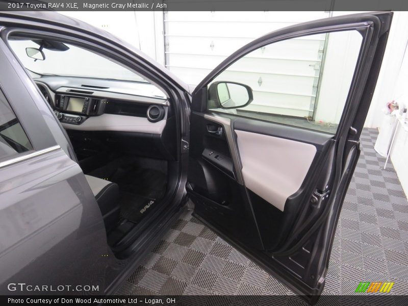 Magnetic Gray Metallic / Ash 2017 Toyota RAV4 XLE