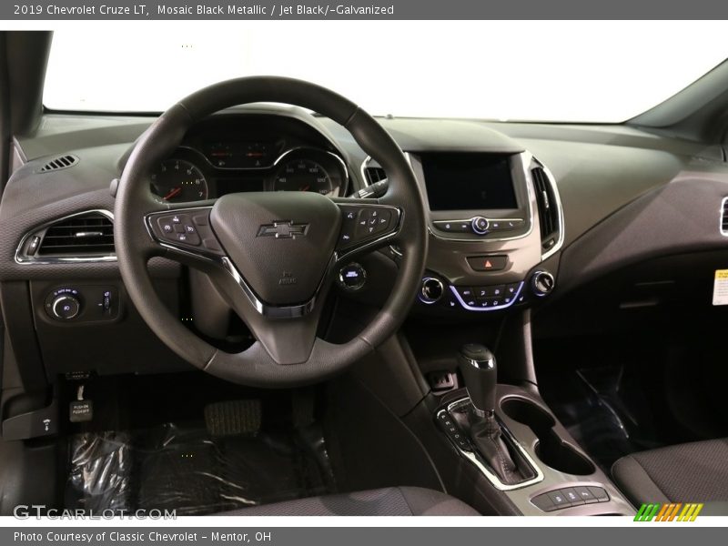 Mosaic Black Metallic / Jet Black/­Galvanized 2019 Chevrolet Cruze LT