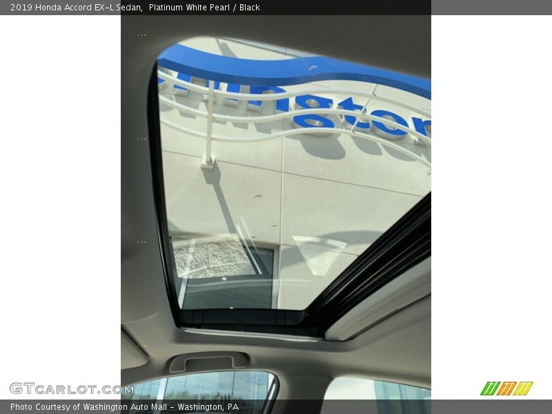 Platinum White Pearl / Black 2019 Honda Accord EX-L Sedan