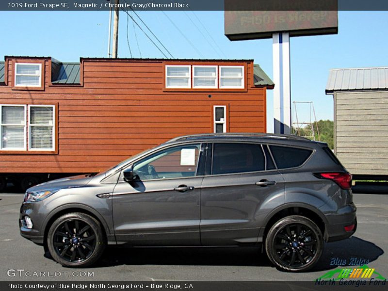 Magnetic / Chromite Gray/Charcoal Black 2019 Ford Escape SE