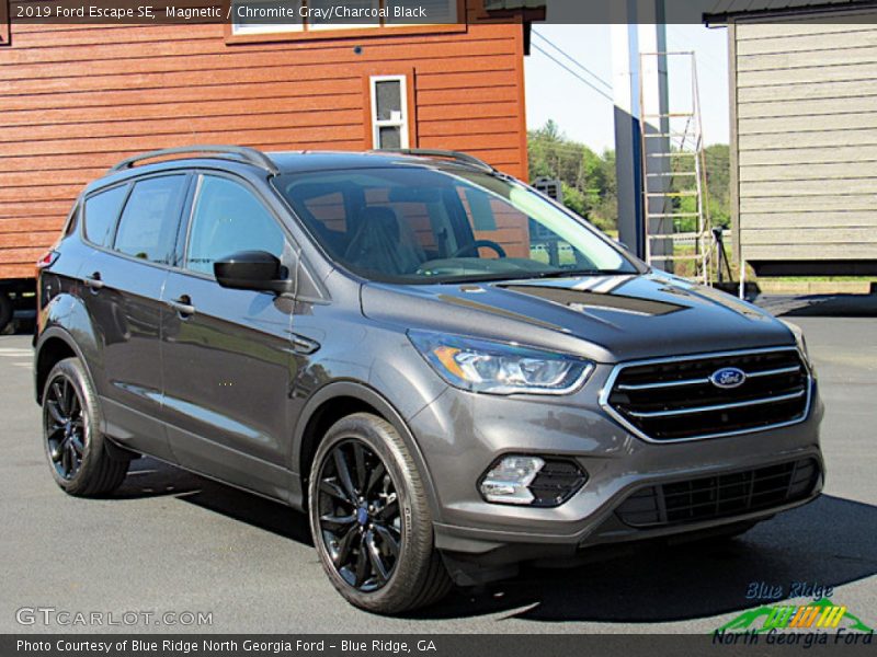 Magnetic / Chromite Gray/Charcoal Black 2019 Ford Escape SE