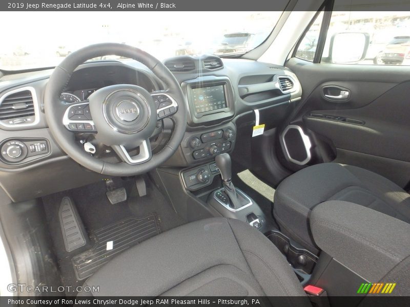  2019 Renegade Latitude 4x4 Black Interior