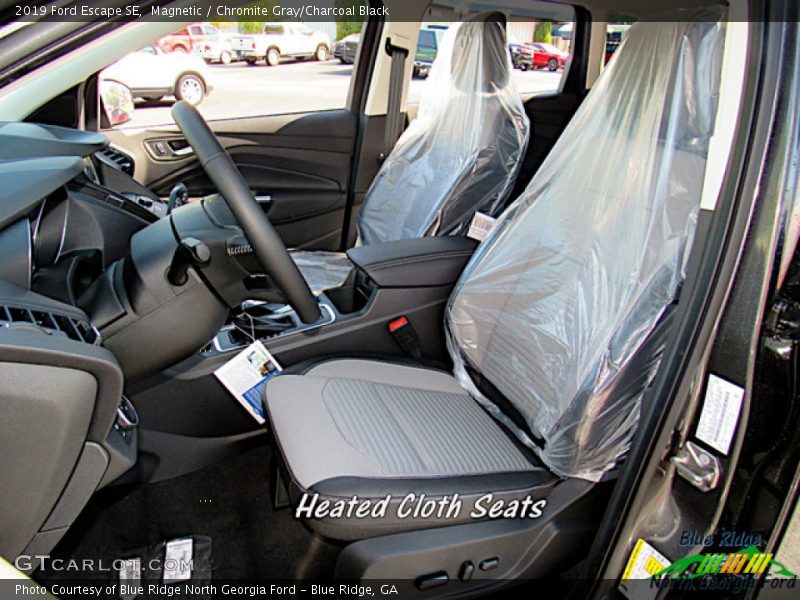 Magnetic / Chromite Gray/Charcoal Black 2019 Ford Escape SE