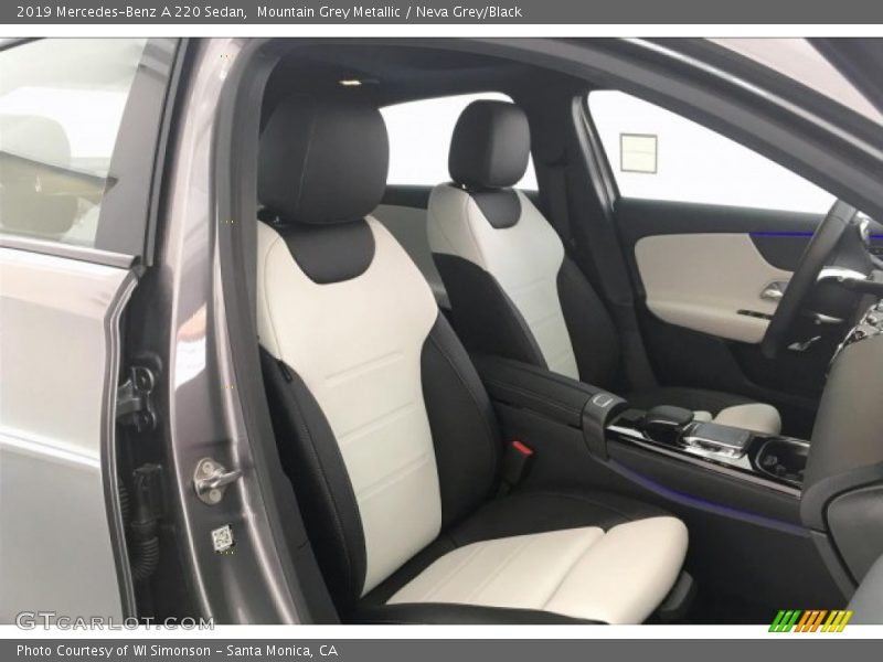  2019 A 220 Sedan Neva Grey/Black Interior