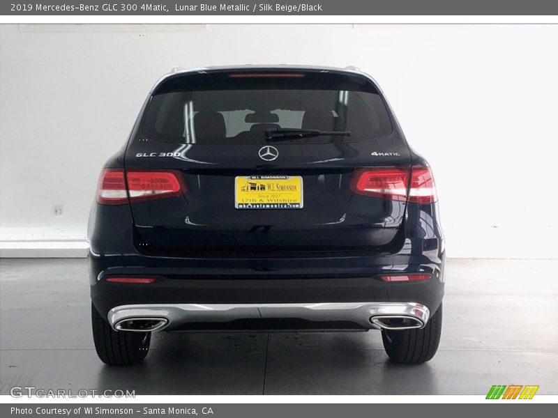 Lunar Blue Metallic / Silk Beige/Black 2019 Mercedes-Benz GLC 300 4Matic