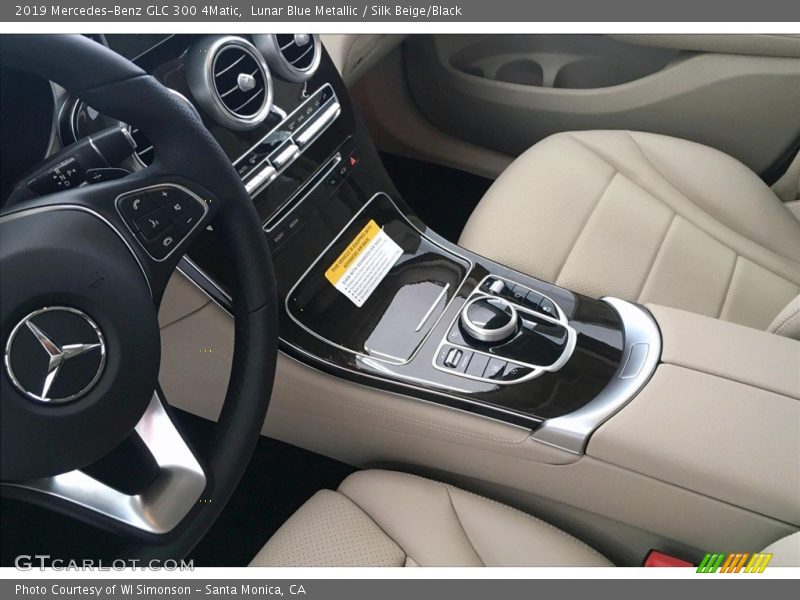 Lunar Blue Metallic / Silk Beige/Black 2019 Mercedes-Benz GLC 300 4Matic