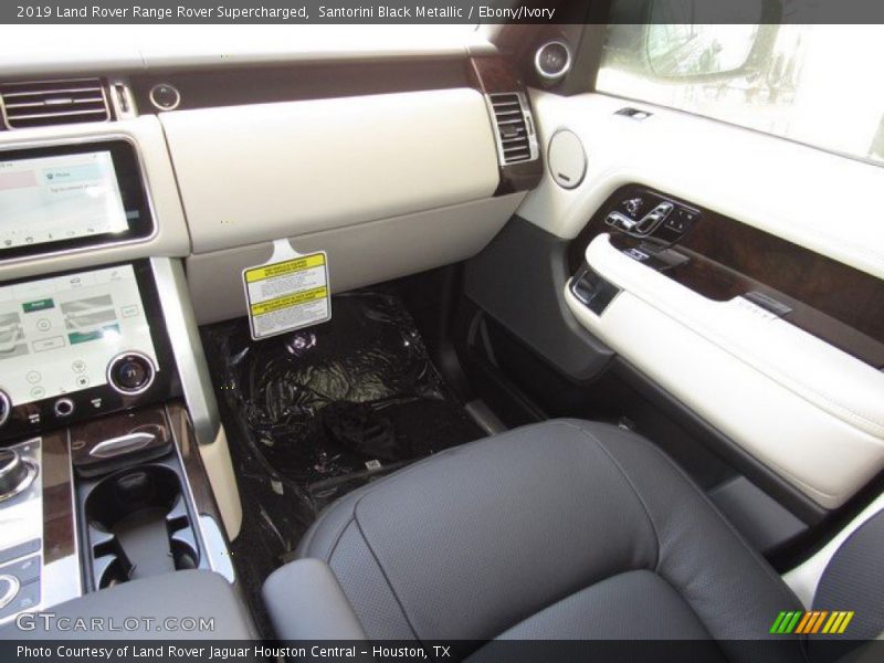 Santorini Black Metallic / Ebony/Ivory 2019 Land Rover Range Rover Supercharged