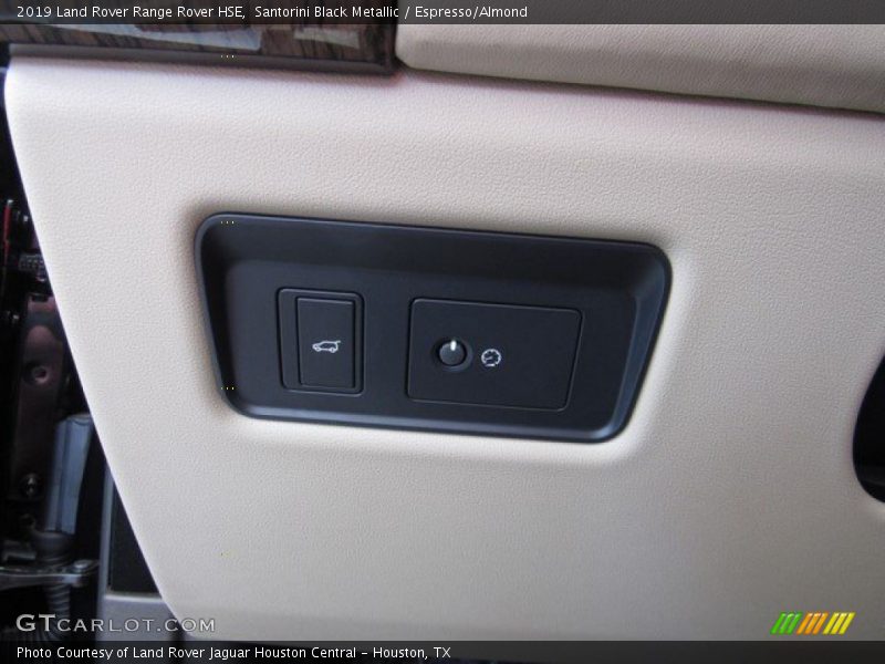 Santorini Black Metallic / Espresso/Almond 2019 Land Rover Range Rover HSE