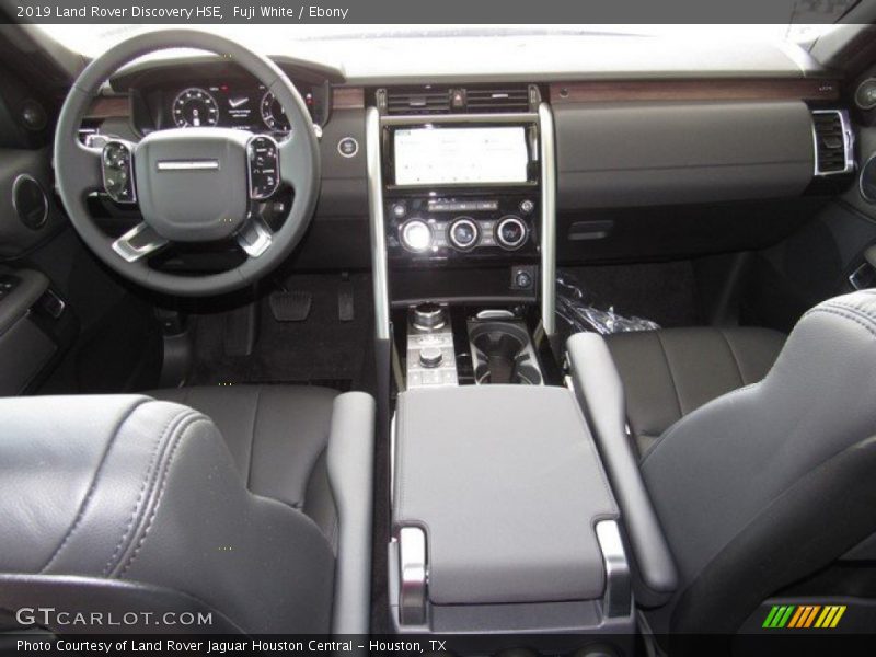 Fuji White / Ebony 2019 Land Rover Discovery HSE