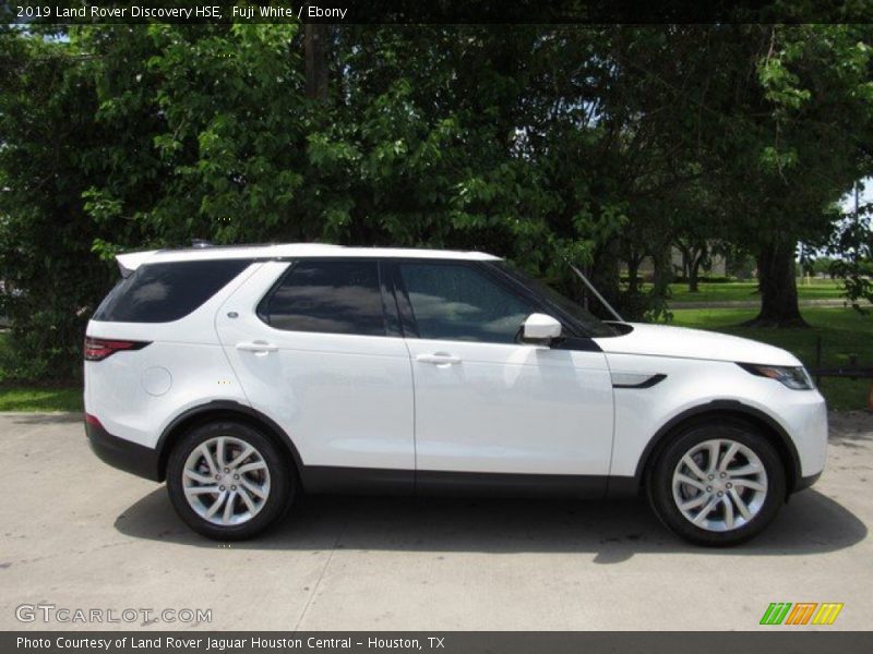 Fuji White / Ebony 2019 Land Rover Discovery HSE