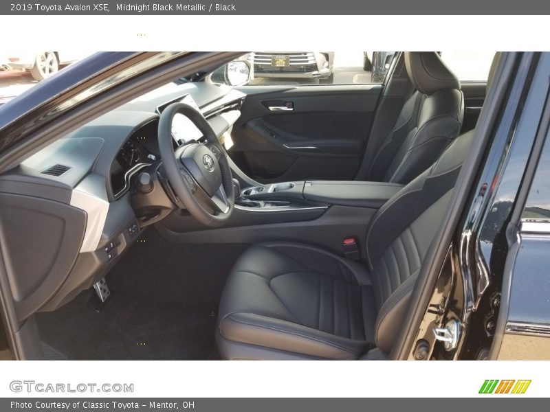 Midnight Black Metallic / Black 2019 Toyota Avalon XSE