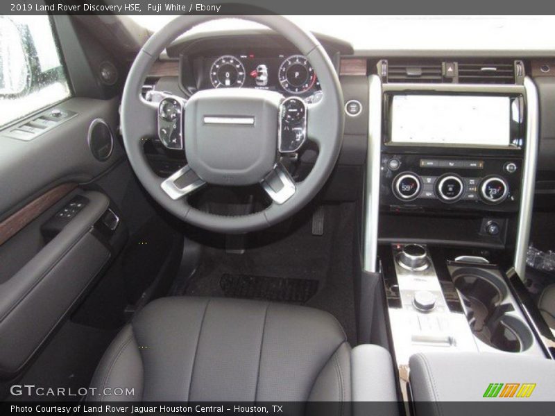 Fuji White / Ebony 2019 Land Rover Discovery HSE