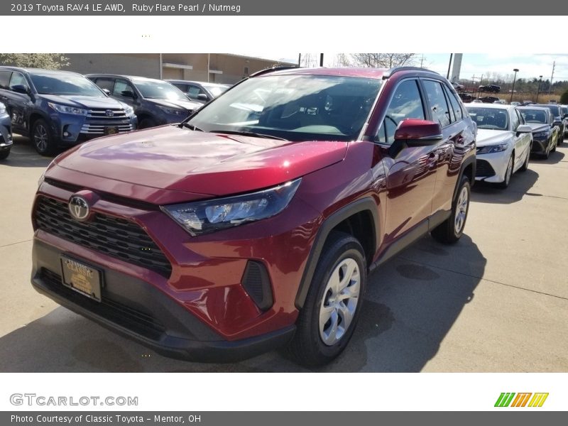 Ruby Flare Pearl / Nutmeg 2019 Toyota RAV4 LE AWD