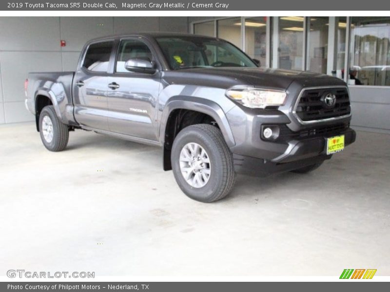 Magnetic Gray Metallic / Cement Gray 2019 Toyota Tacoma SR5 Double Cab