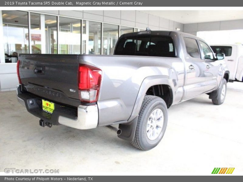 Magnetic Gray Metallic / Cement Gray 2019 Toyota Tacoma SR5 Double Cab