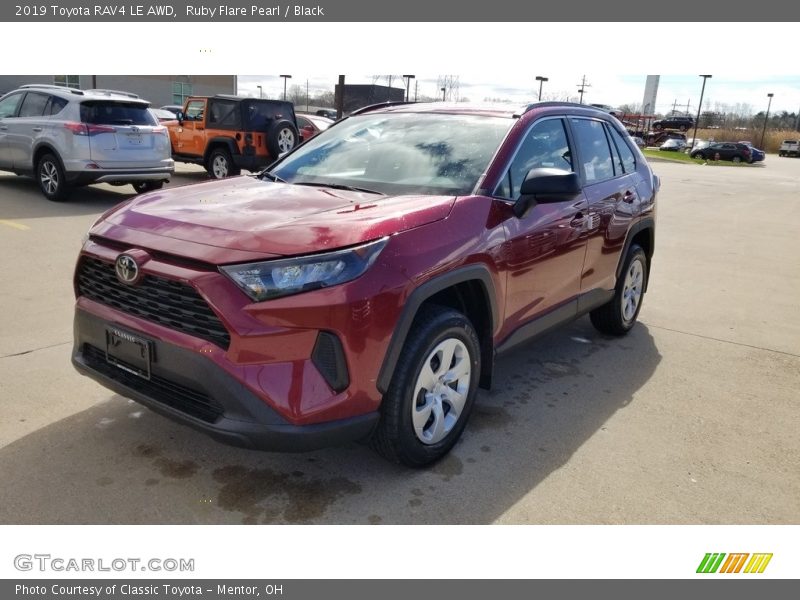 Ruby Flare Pearl / Black 2019 Toyota RAV4 LE AWD