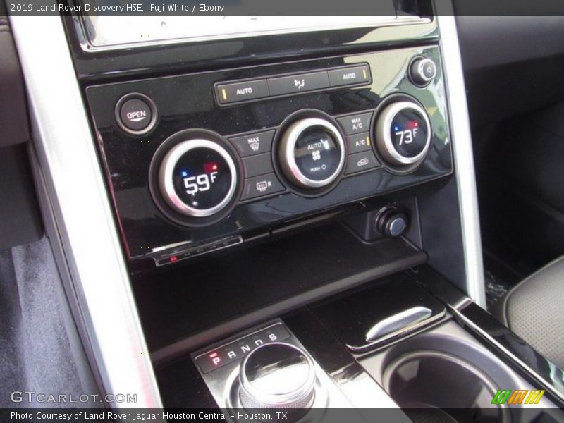 Fuji White / Ebony 2019 Land Rover Discovery HSE
