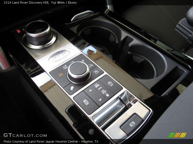 Fuji White / Ebony 2019 Land Rover Discovery HSE