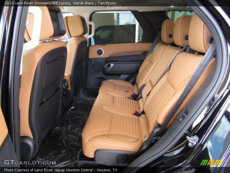 Narvik Black / Tan/Ebony 2019 Land Rover Discovery HSE Luxury