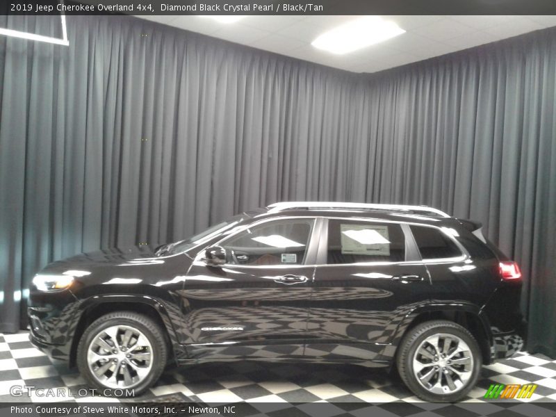 Diamond Black Crystal Pearl / Black/Tan 2019 Jeep Cherokee Overland 4x4