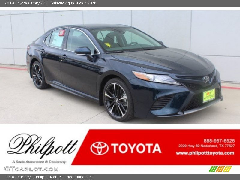 Galactic Aqua Mica / Black 2019 Toyota Camry XSE