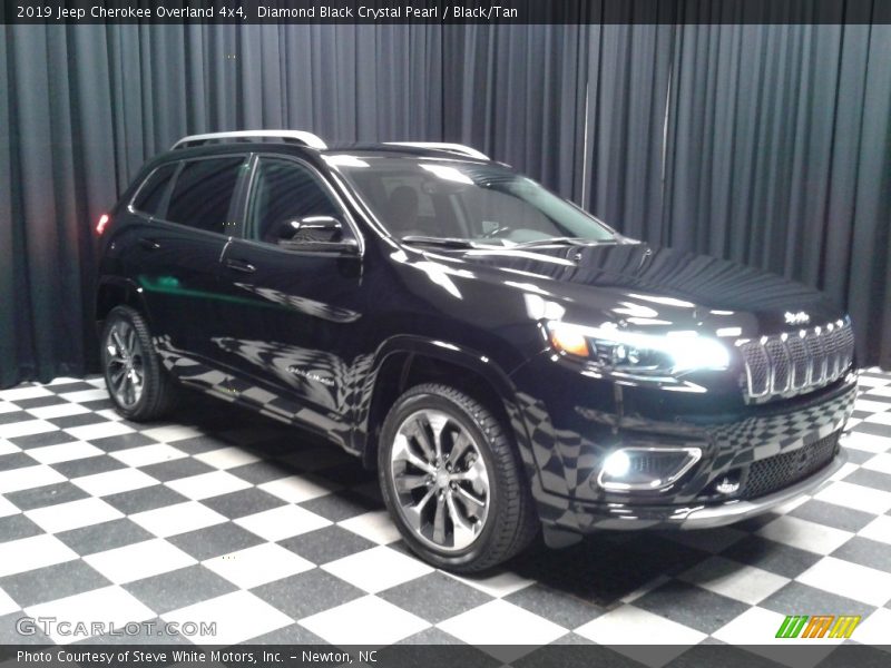 Diamond Black Crystal Pearl / Black/Tan 2019 Jeep Cherokee Overland 4x4