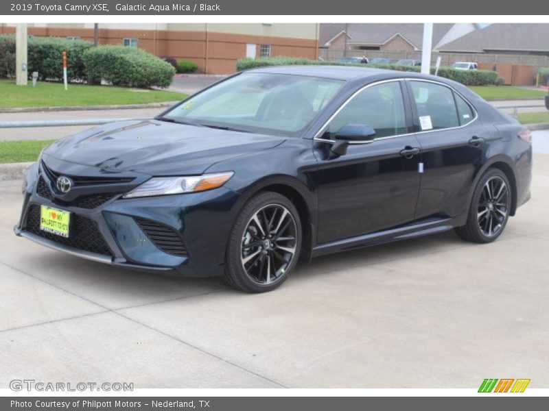 Galactic Aqua Mica / Black 2019 Toyota Camry XSE