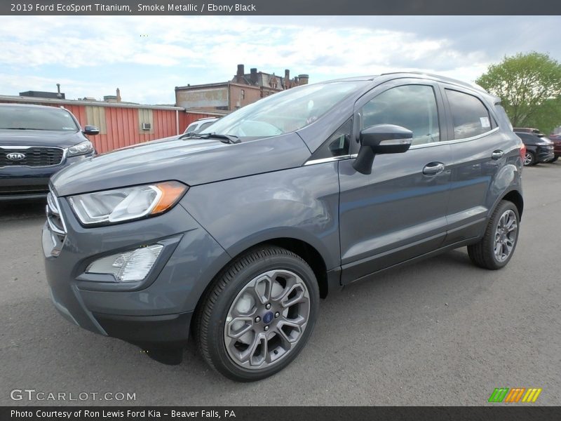 Front 3/4 View of 2019 EcoSport Titanium