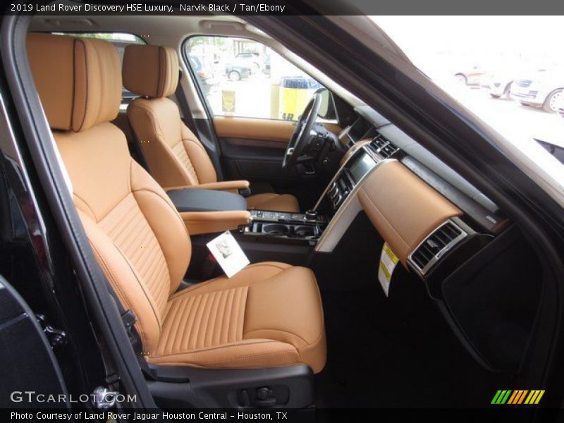 Narvik Black / Tan/Ebony 2019 Land Rover Discovery HSE Luxury