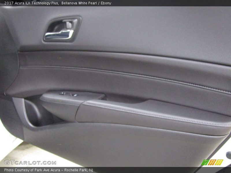 Bellanova White Pearl / Ebony 2017 Acura ILX Technology Plus