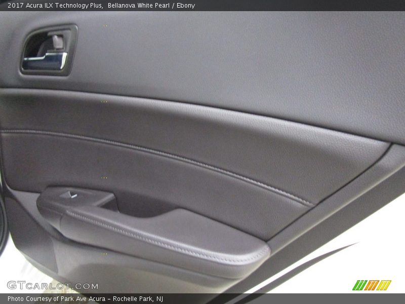 Bellanova White Pearl / Ebony 2017 Acura ILX Technology Plus