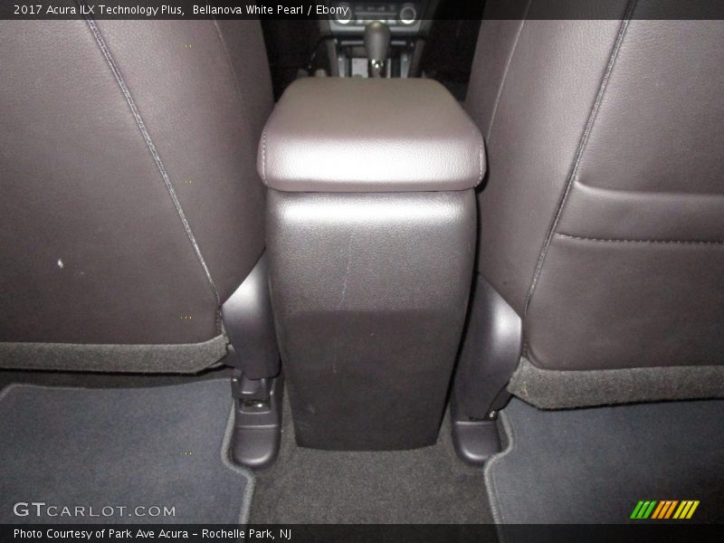 Bellanova White Pearl / Ebony 2017 Acura ILX Technology Plus