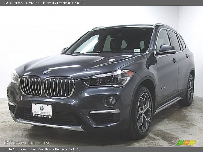 Mineral Grey Metallic / Black 2016 BMW X1 xDrive28i