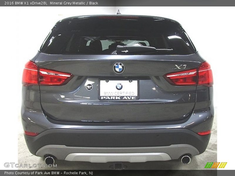 Mineral Grey Metallic / Black 2016 BMW X1 xDrive28i
