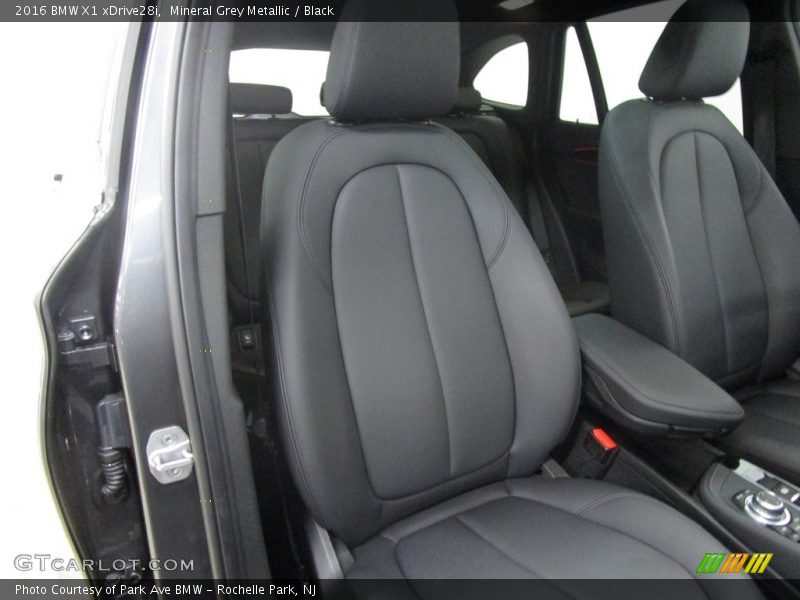 Mineral Grey Metallic / Black 2016 BMW X1 xDrive28i