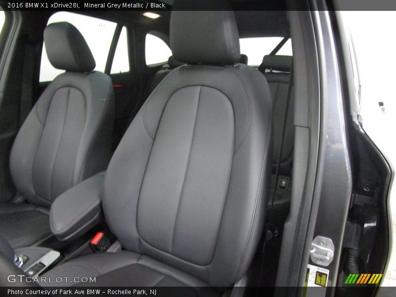 Mineral Grey Metallic / Black 2016 BMW X1 xDrive28i