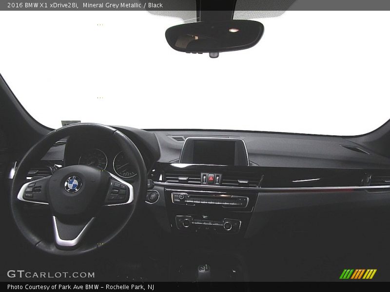 Mineral Grey Metallic / Black 2016 BMW X1 xDrive28i