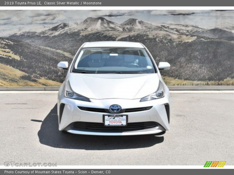 Classic Silver Metallic / Moonstone 2019 Toyota Prius LE