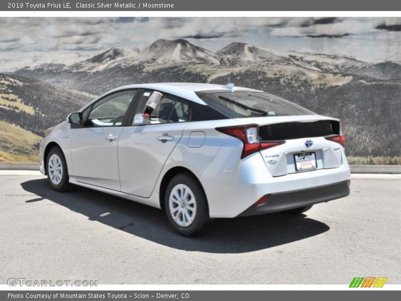 Classic Silver Metallic / Moonstone 2019 Toyota Prius LE