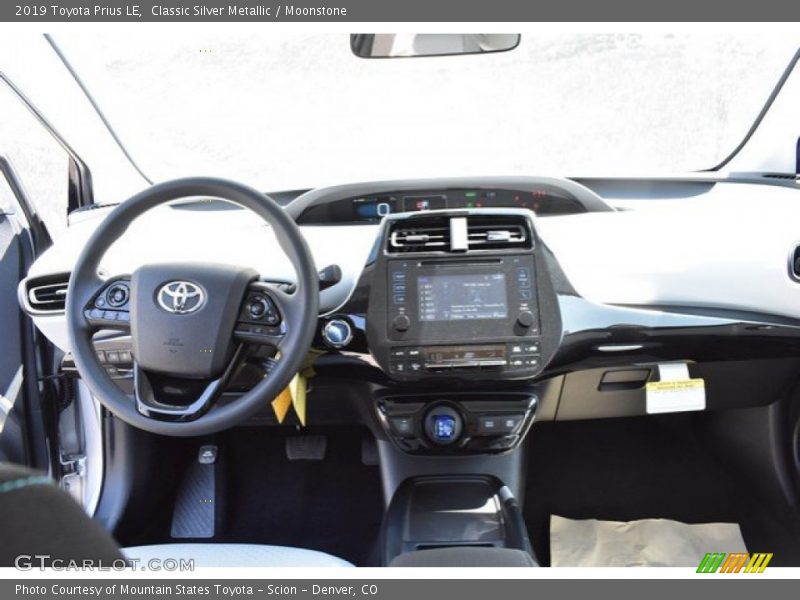 Classic Silver Metallic / Moonstone 2019 Toyota Prius LE